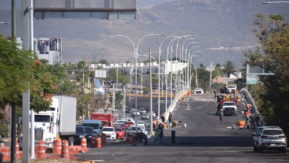 PUENTE TRANSPORTISTAS - Fco Meza - El Sol de León (6)